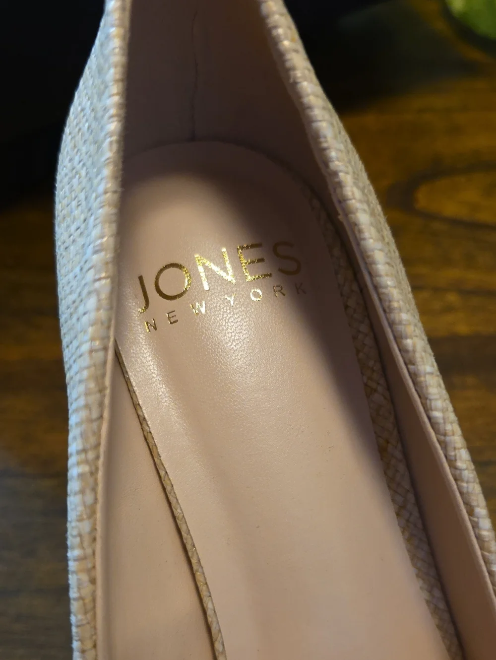 Jones New York Bevery Cream Pointed-Toe Pumps